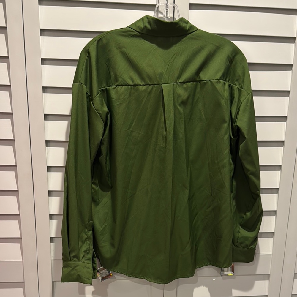 Order Plus NWT Green Button-Up Shirt with long sleeves. - Picture 5 of 9